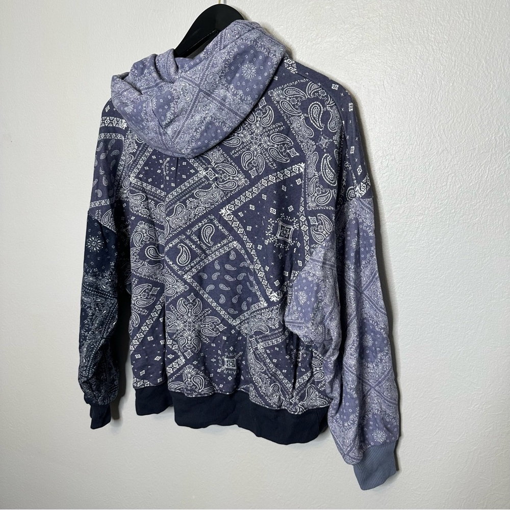 American Eagle Blue Patchwork Bandana Oversized H… - image 5